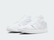 air-jordan-1-low-triple-white-2