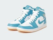 air-jordan-1-mid-aquatone-4