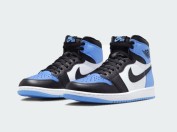 air-jordan-1-retro-high-og-unc-toe-2