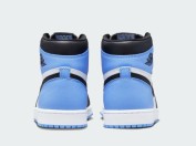 air-jordan-1-retro-high-og-unc-toe-3